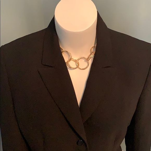 Tahari structured three button black blazer petite - Picture 3 of 6